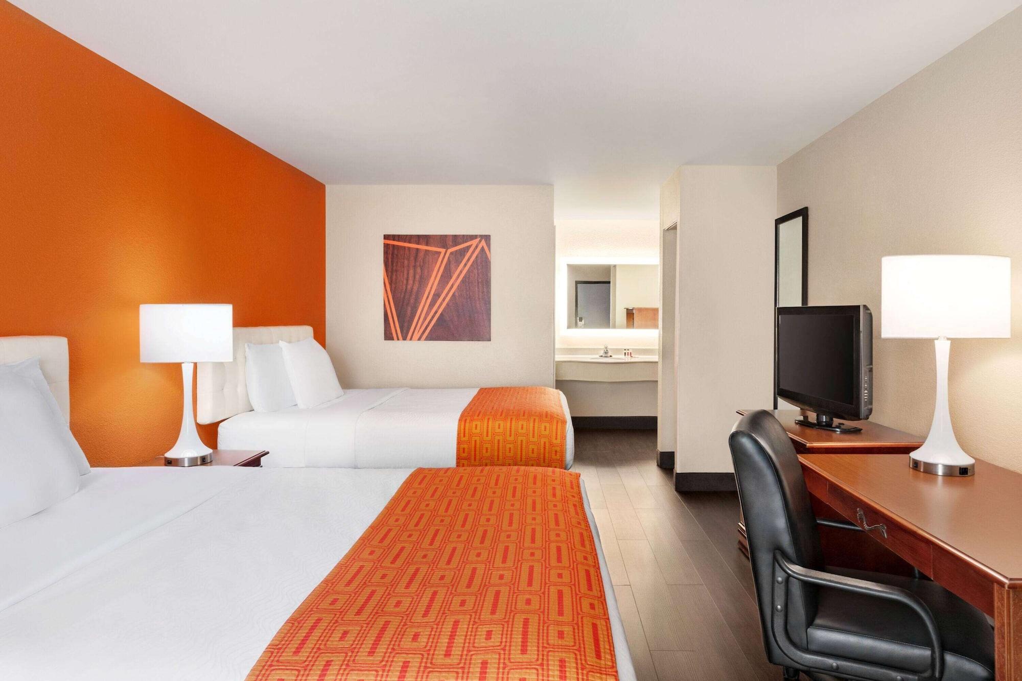 Howard Johnson By Wyndham Chattanooga Lookout Mountain I-24 Экстерьер фото