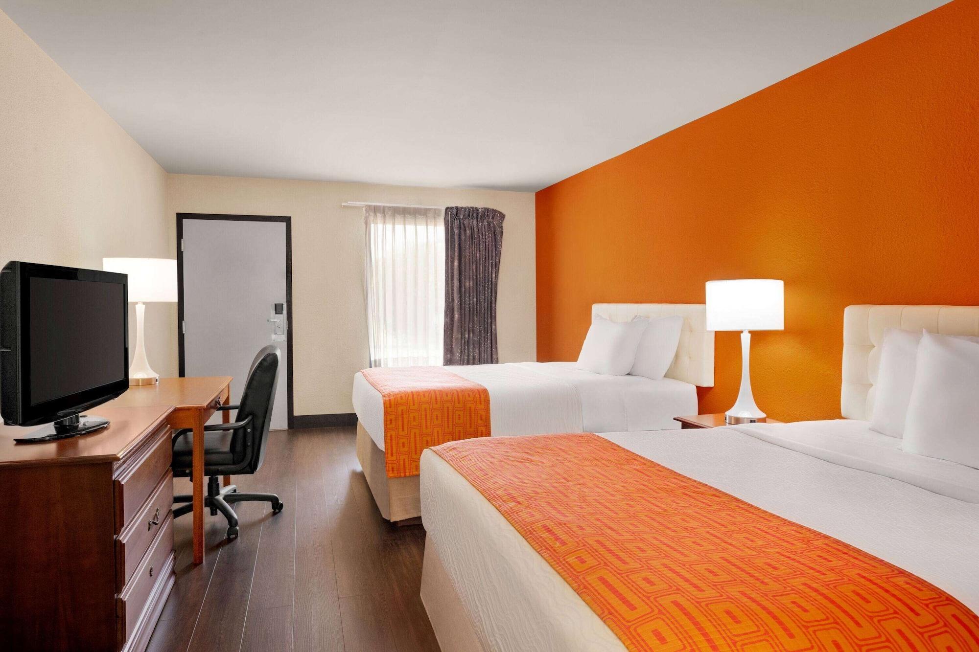 Howard Johnson By Wyndham Chattanooga Lookout Mountain I-24 Экстерьер фото
