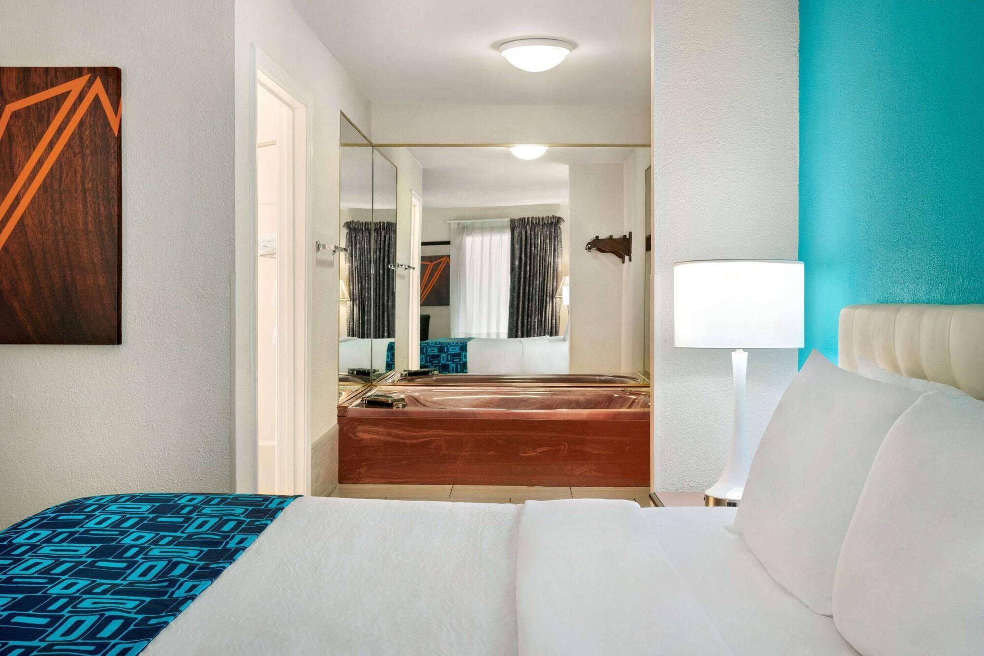 Howard Johnson By Wyndham Chattanooga Lookout Mountain I-24 Экстерьер фото