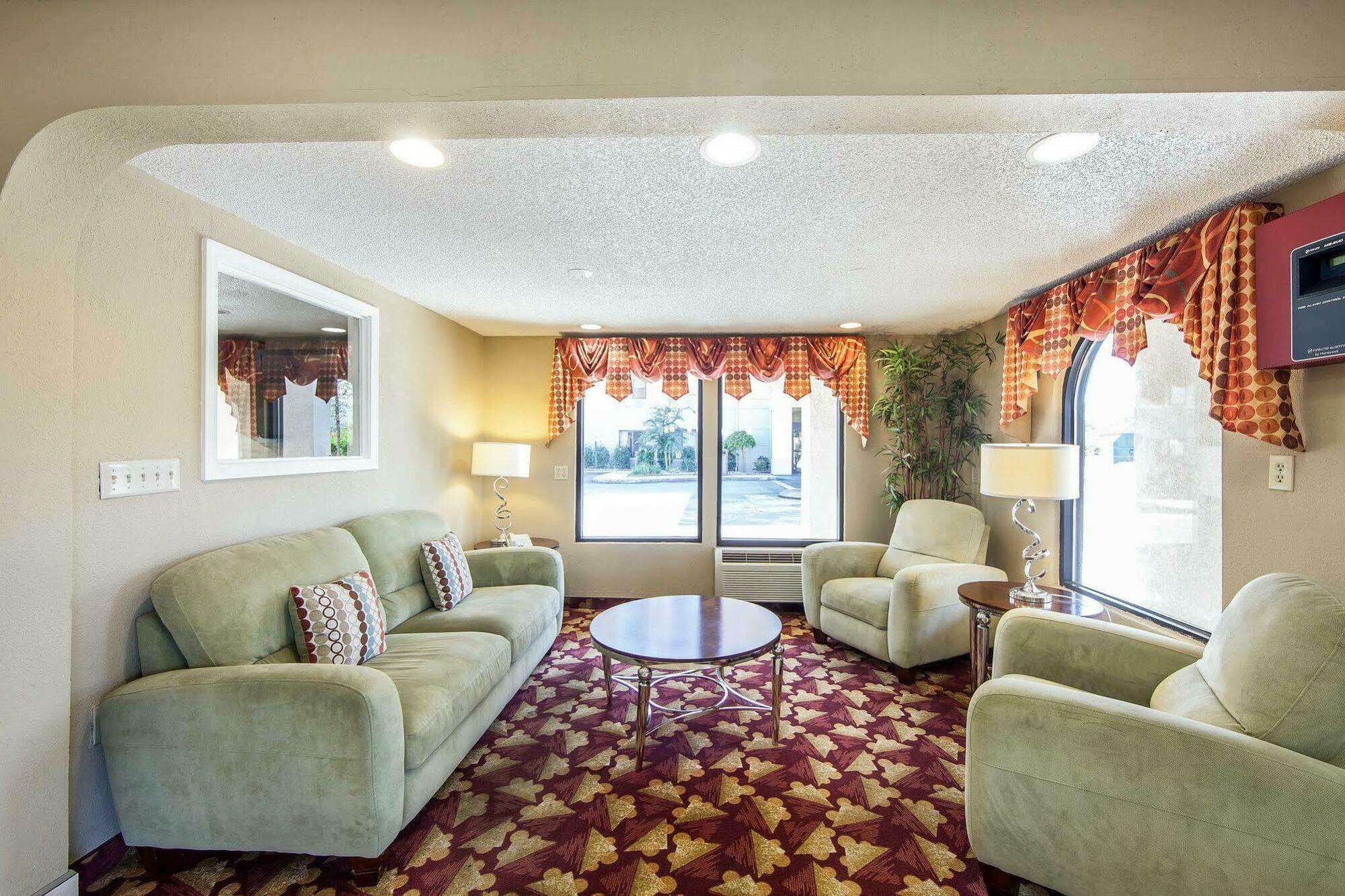 Howard Johnson By Wyndham Chattanooga Lookout Mountain I-24 Экстерьер фото